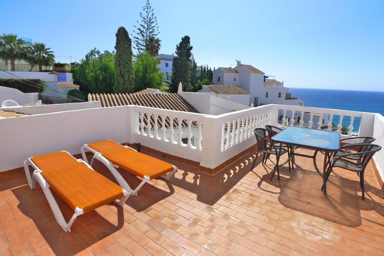 R838 Capistrano Playa 213 Apartment Nerja Bagian luar foto